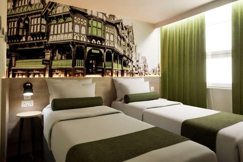 Super 8 By Wyndham Chester East Pokój zdjęcie